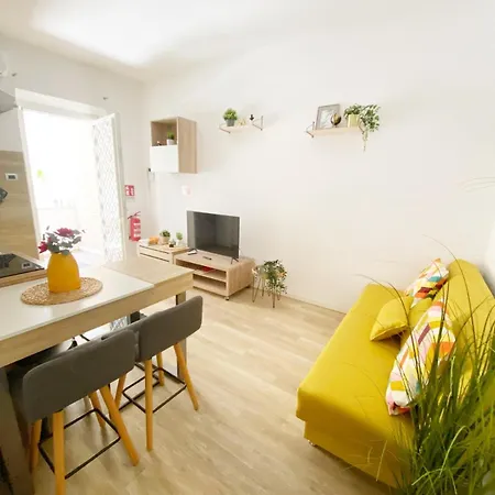 Apartment Anguille Delightful In